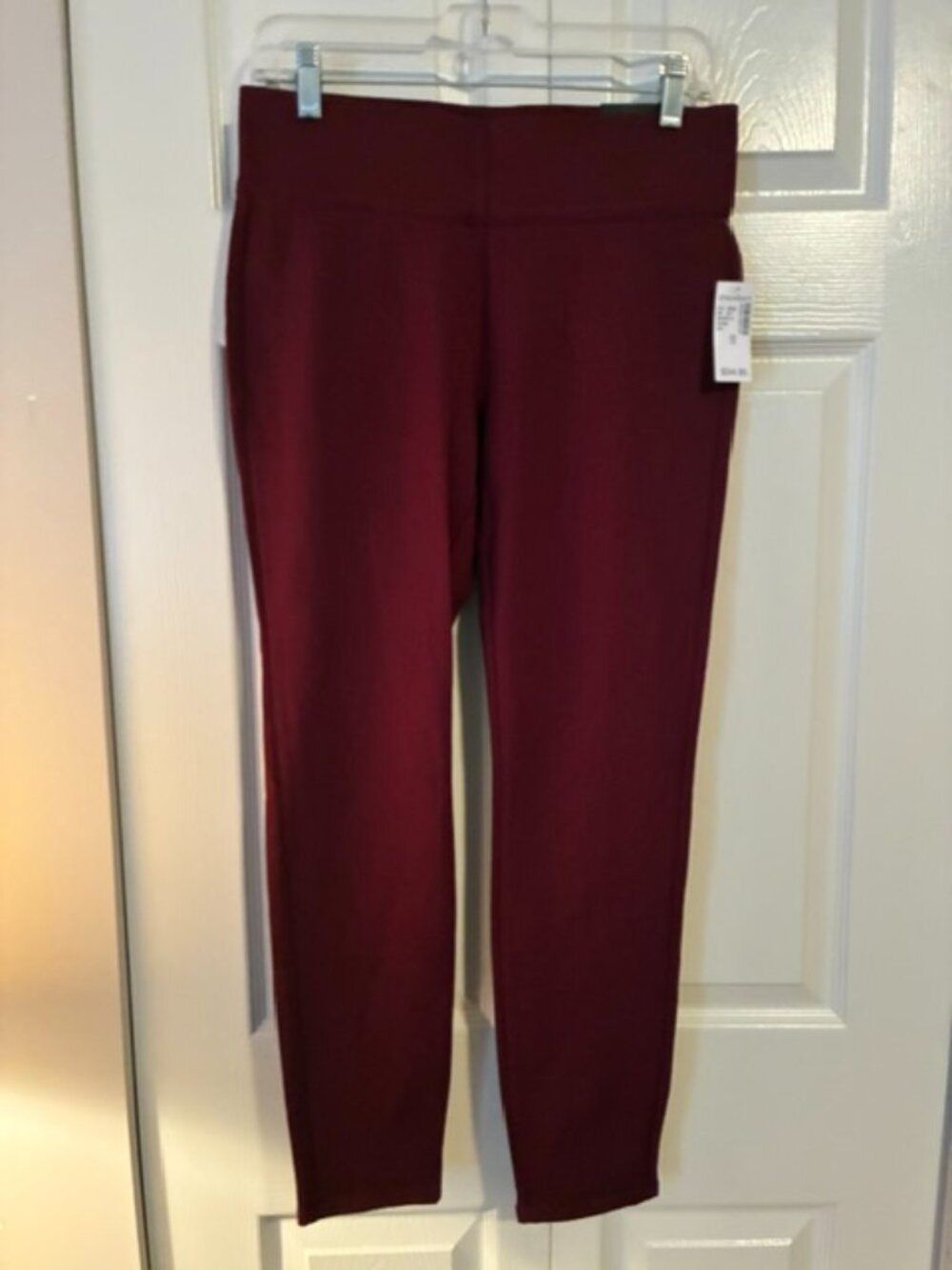 NWT Size S Roz & Ali Burgundy Knit High Rise Pull On Leggings